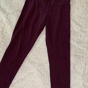 Dark red leggings